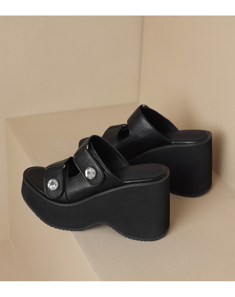Dép xỏ ngón nữ đế xuồng cao 10cm khóa thắt lưng — Màu đen chi tiết 14