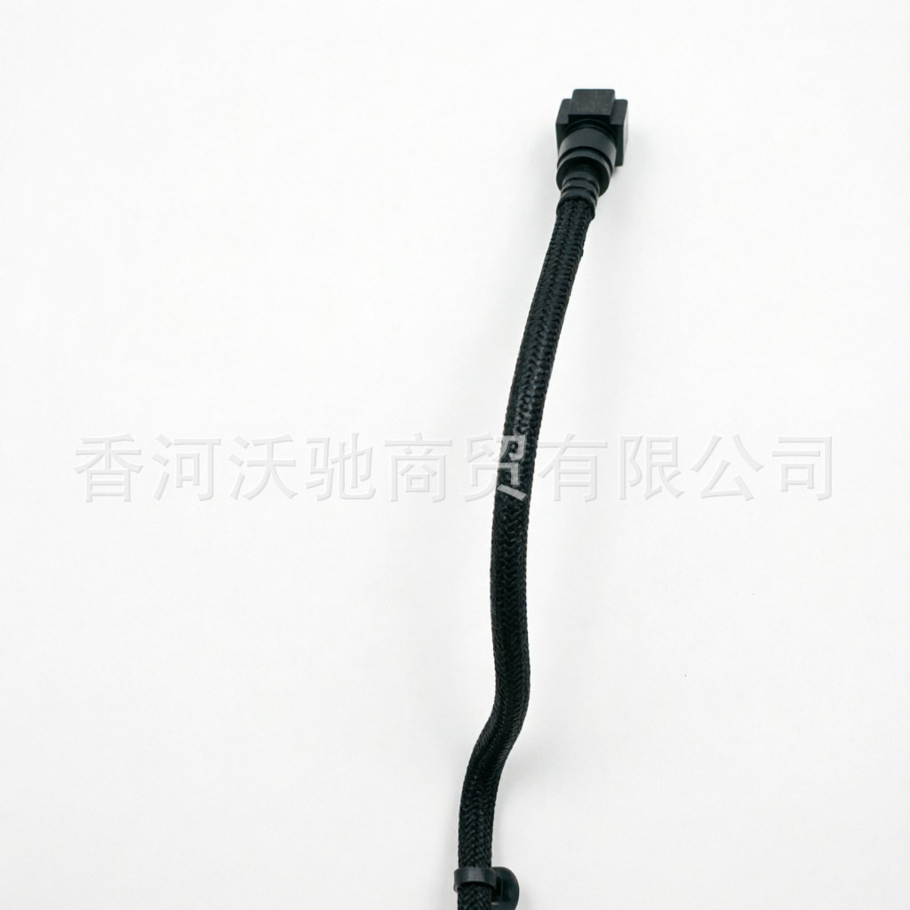 C2D21624 is suitable for Jaguar XE XF XJ F-PACE fuel pipe and engine oil line accessories