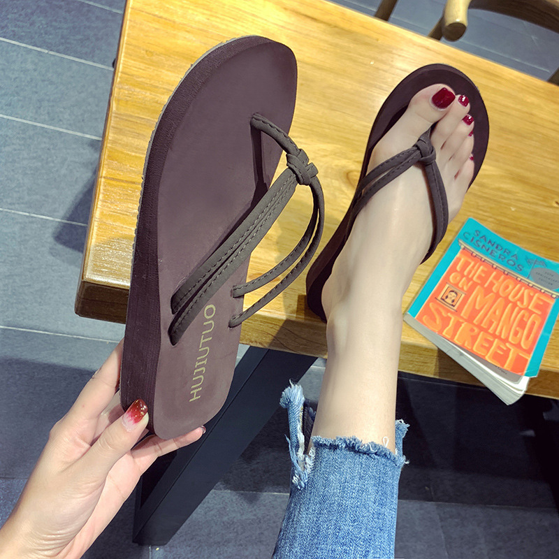 Simple Seaside Mid-Heel Sandals and Slippers Thick-soled Beach Non-slip Wedge Flip-flops Women's Summer Fashionable Outing Flip-flops