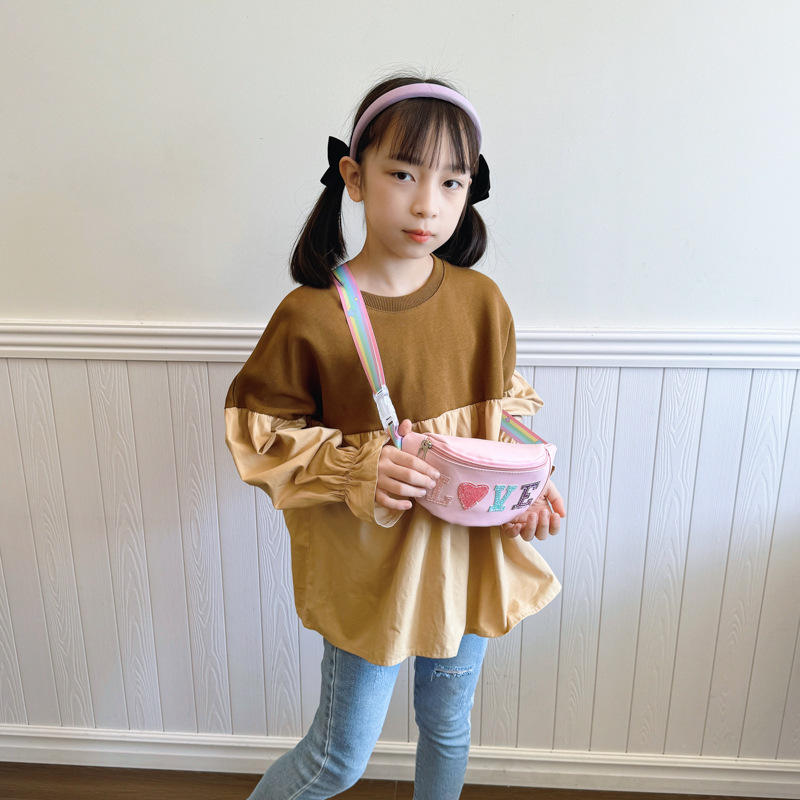 2025 nuevo bolso para niños letras de estilo extranjero, bolso de moda de sequillas para bebés, bolso de pecho popular coreano para niños y niñas