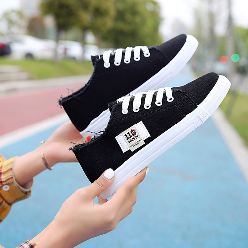 Breathable canvas shoes for women, summer white, Korean style, fashionable and versatile, student sports flat shoes