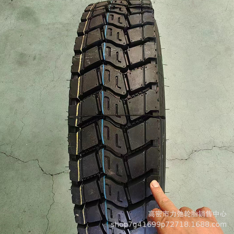 750R16汽车轮胎钢丝胎卡车货车轮胎中块花纹大载抗扎现货750r16