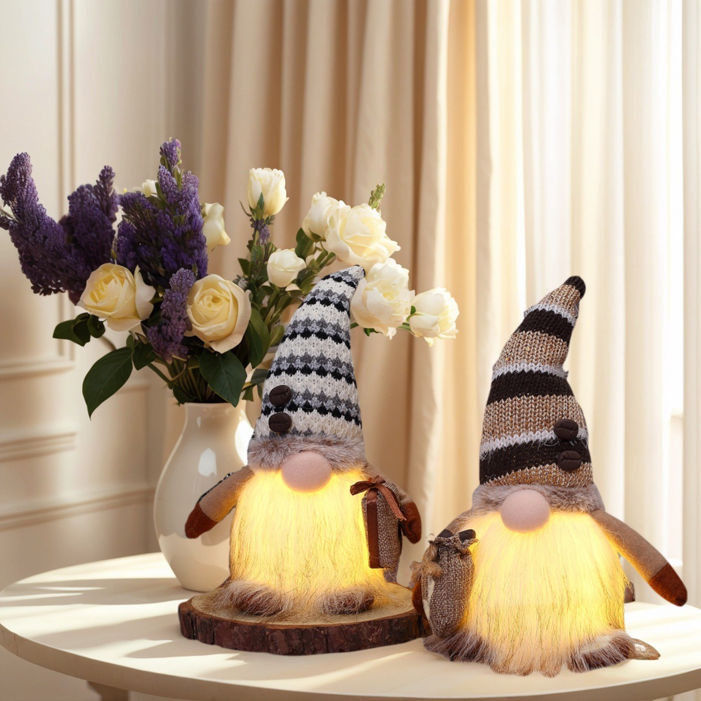 Trineo navideño adornos de alta gama con sombrero de punto ligero muñeca luminosa muñeca Rudolph decoración creativa regalo