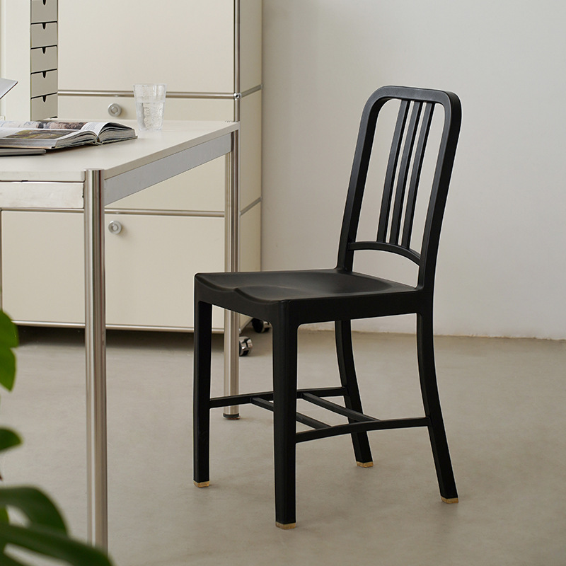 Navy Chair KFC Plastic Dining Chair Hotel Restaurant Backrest Milk Tea Internet Popular Leisure Chair Simple Art Coffee Chair