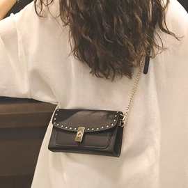 女士斜挎包时尚轻奢感送女友礼物信封包真皮链条小方包牛皮单肩包