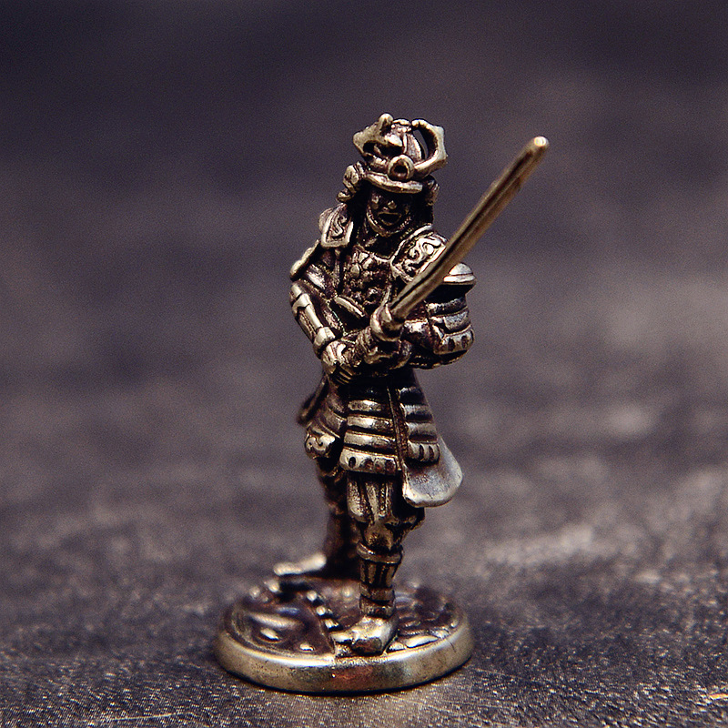 Cobre blanco japonés Shogun samurai antiguo modelo de juguete de soldados juegos de mesa acabados adornos de automóviles hechos a mano al por mayor