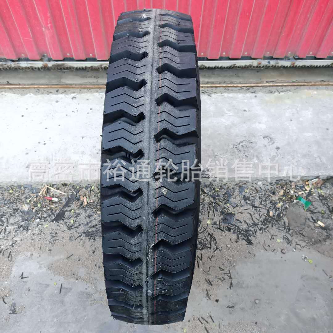 载重卡车汽车轮胎6.50 7.00 7.50 8.25-16 矿山越野 羊角八角花纹