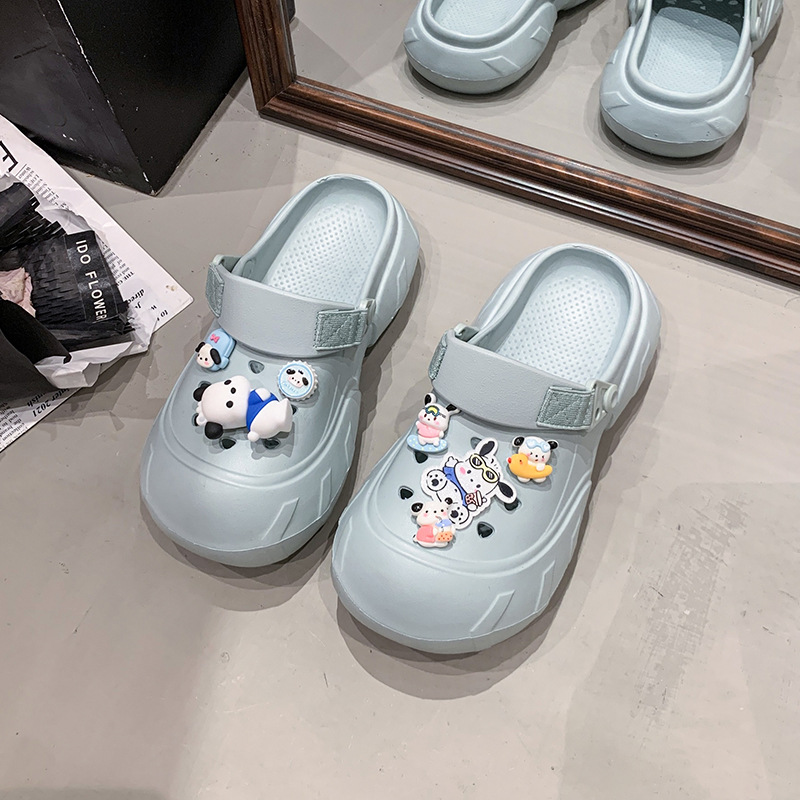 Nuevos zapatos con agujeros, accesorios de bricolaje, zapatos superiores de dibujos animados tridimensionales, decoración de flores, suela gruesa EVA, zapatillas de Baotou antideslizantes y resistentes al desgaste