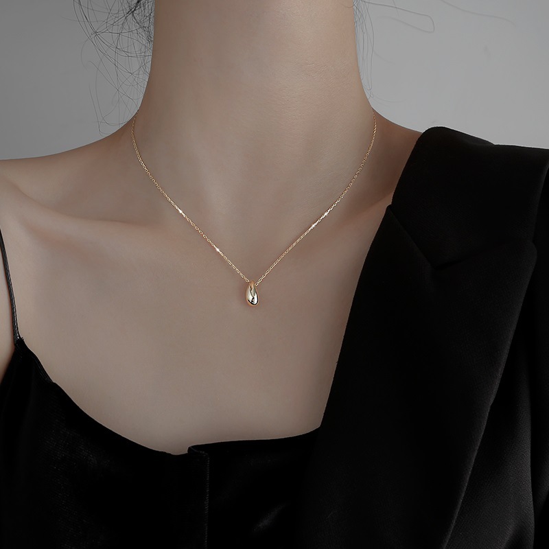 Korean version of S silver temperament droplet necklace for women, fashionable, elegant minimalist collarbone chain,_voghion.com