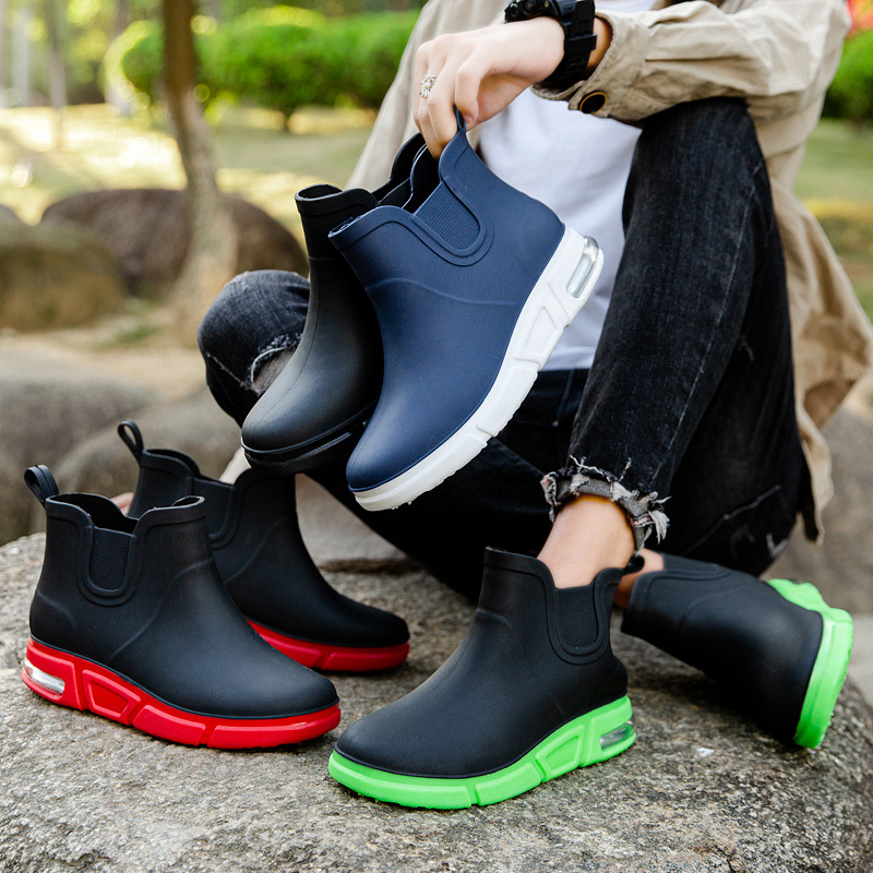 Botas de lluvia antideslizantes a juego de color de moda para hombres cortas resistentes al desgaste impermeables Botas de lluvia bajas cocina lavado de coches pesca trabajo cubierta de goma zapatos