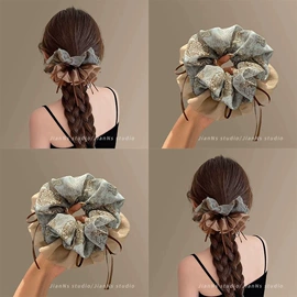 耳环;项链;手链