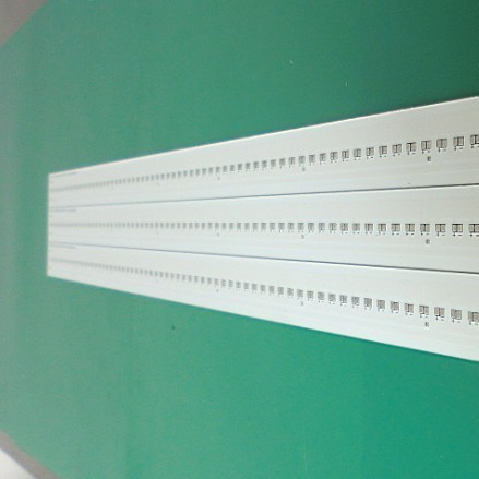 LED铝基灯板电路板日光灯铝基板厂家led灯板灯板灯珠线路板加工