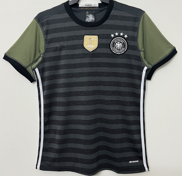 Camiseta de fútbol retro clásica versión nostálgica Brasil España México Alemania Serie transfronteriza Camiseta de una pieza