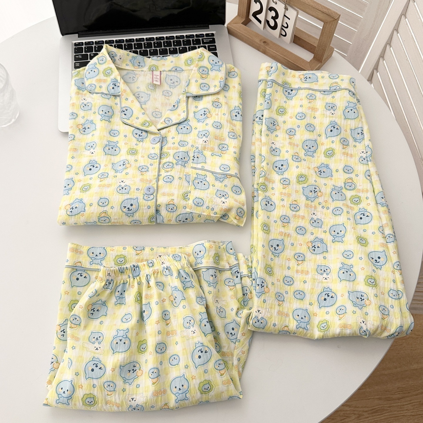 Set, J28124, 3 piece set