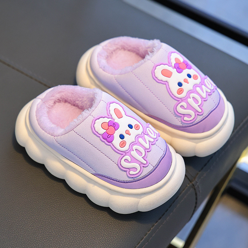 Otoño y invierno zapatillas de algodón para niños y niñas calientes de terciopelo PU impermeable y antideslizante bolsas de tacones de algodón para niños pequeños y medianos