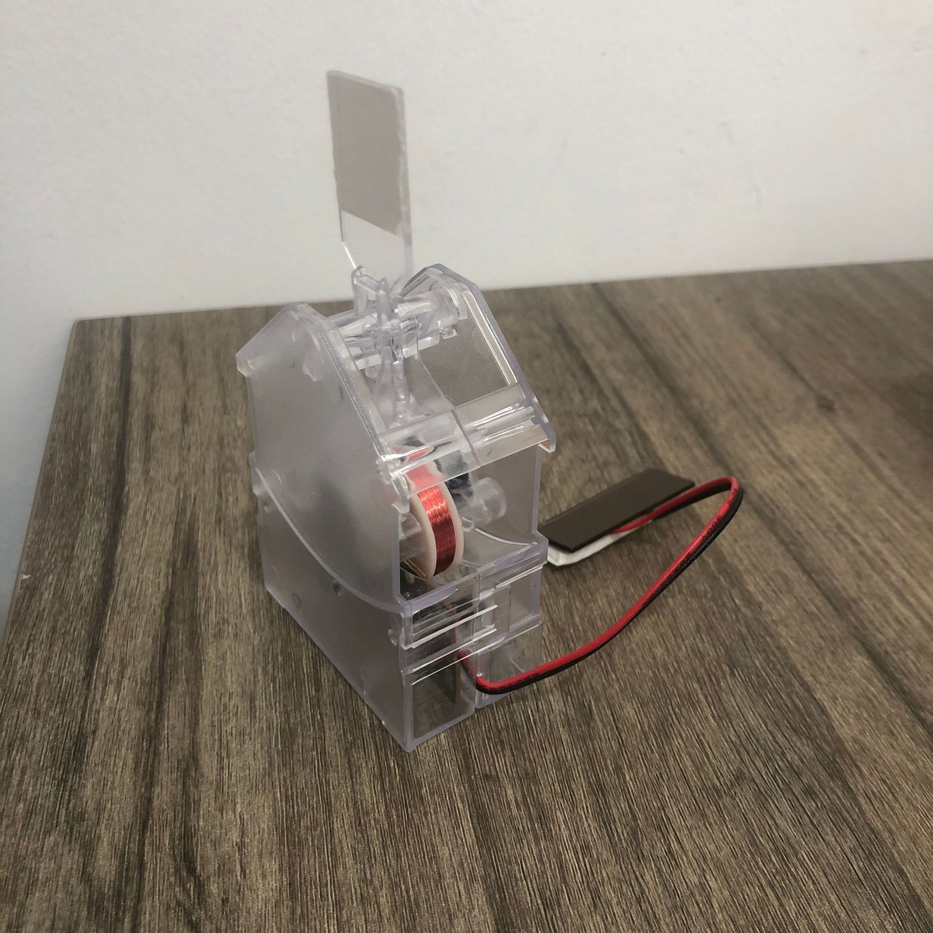 Izquierda y derecha swing publicidad pantalla supermercado coche izquierda y derecha swing Año Nuevo imagen sacudir tarjeta accesorios suministro de fábrica