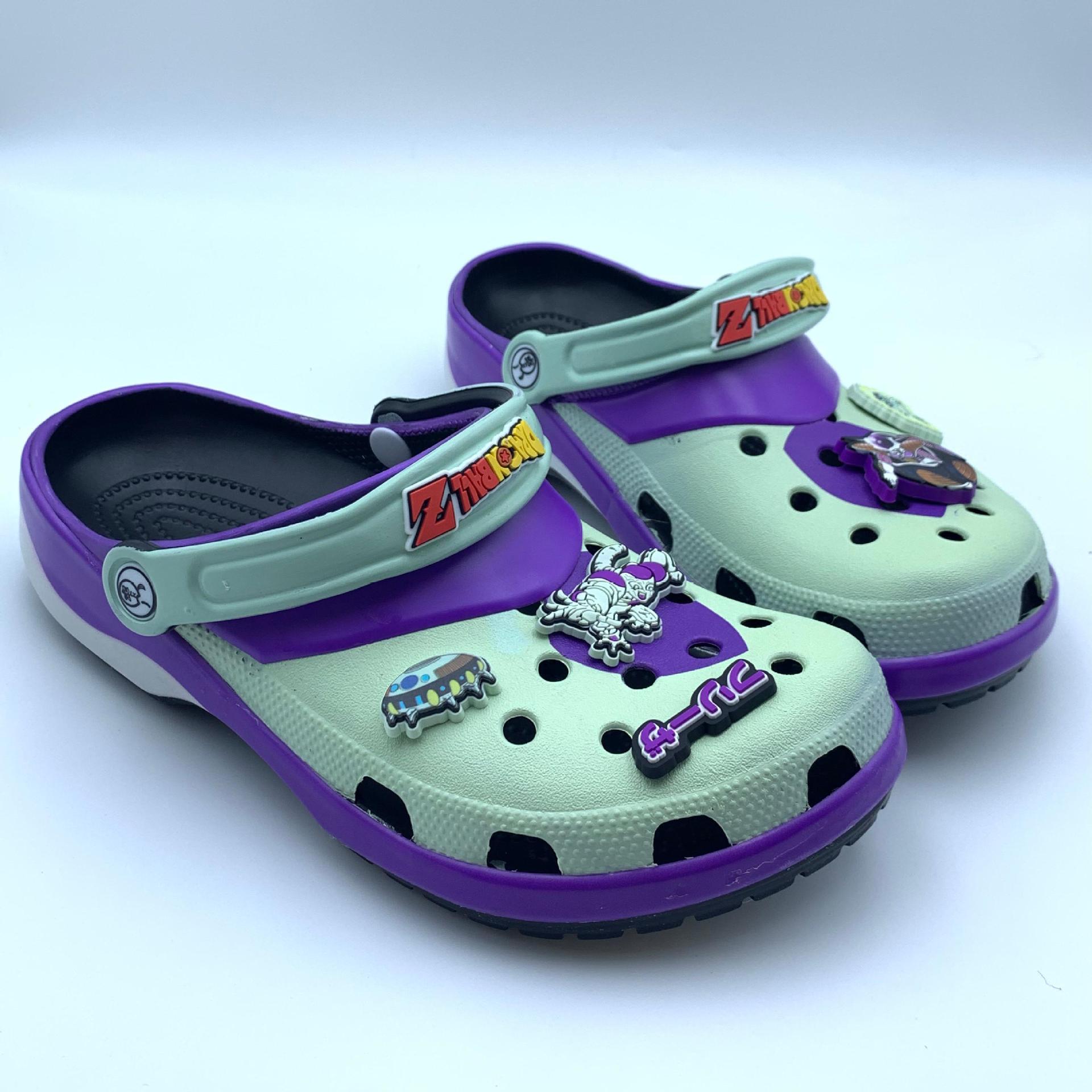 2025 nuevos zapatos agujero de cabeza de mono camuflado padre-hijo agujero zapatos transpirables al aire libre ocio sofá zapatos de playa moda