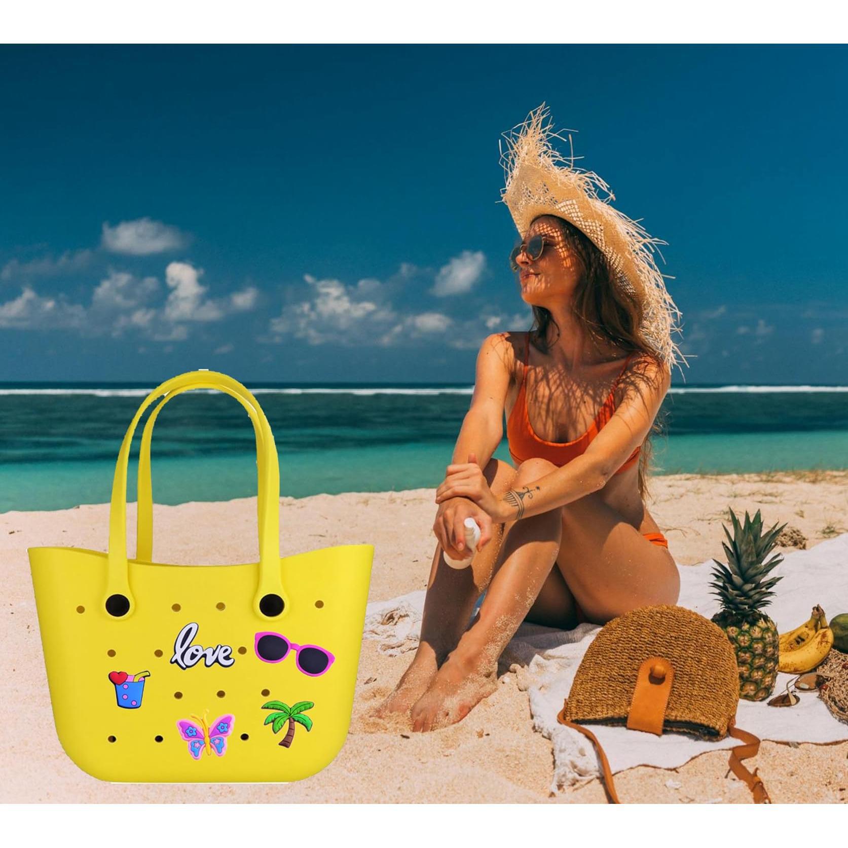 Holiday Occasion 1 Set PVC Cartoon Bag Buckle