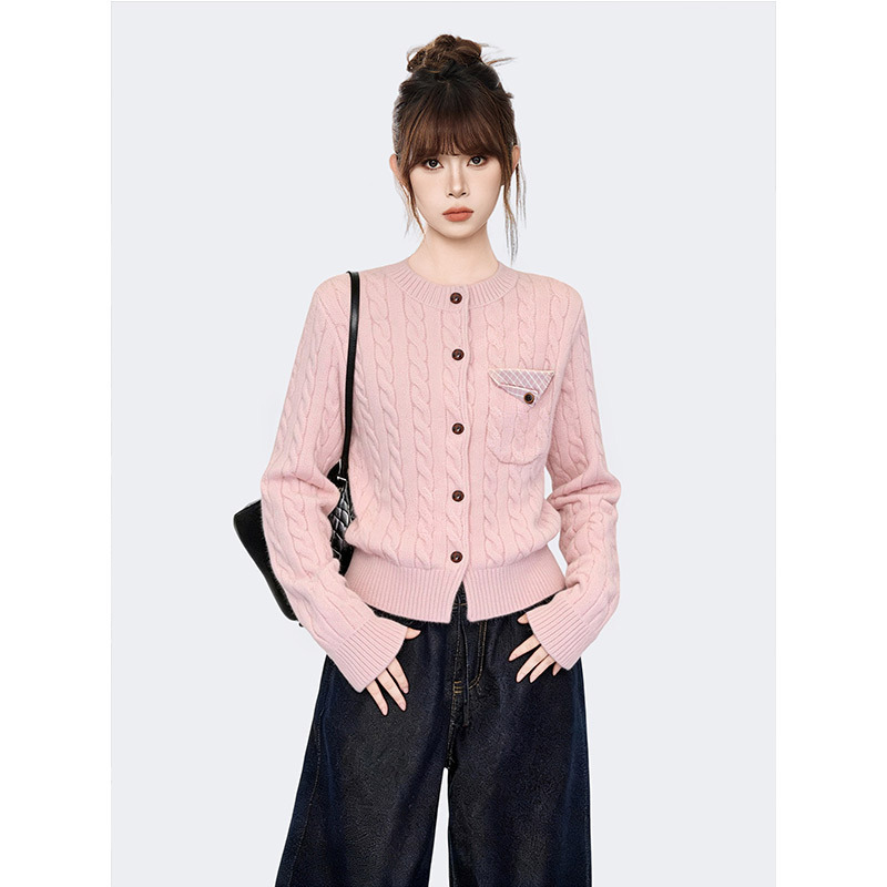 Pink cable-knit sweater coat for women, autumn and winter, slim fit, short style, soft and comfortable, perfect as an inner layer or cardigan Pink cable-knit sweater coat for women, autumn and winter, slim fit, short style, soft and comfortable, perfect as an inner layer or cardigan