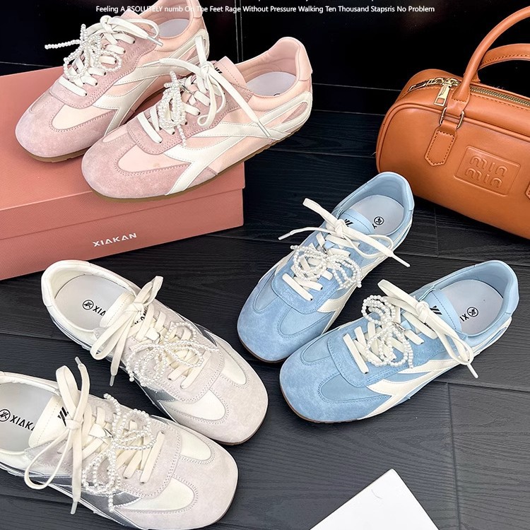 2025 New Vintage German Training Shoes All-match Flat Casual Shoes Women's Sports Sneakers Height 5cm Breathable Red