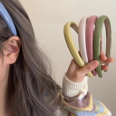韓国版の甘い春夏のカラフルなレザー無地の狭いヘアフープヘッドバンドインガール多用途気質プレスヘアヘッドバンド女性用