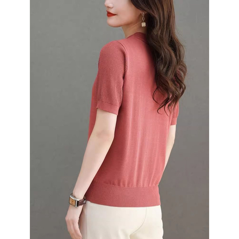 V ネックアイスシルクニット半袖 Tシャツ女性のための夏 2025 新しい大きいサイズママシャツ新しい中国風トップ薄いフレンチスタイル|undefined