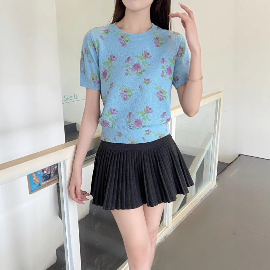 High-End Pure Version 25 Years Summer New Product Small Fresh Pastoral Style Small Floral Print Sweet Elegant Knitwear Short Sleeves