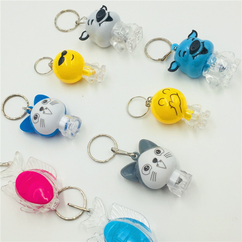 LED de dibujos animados luminoso llavero lámpara de color bolsos creativos colgantes juguetes luminosos para niños micro comercio escaneo de código pequeño regalo