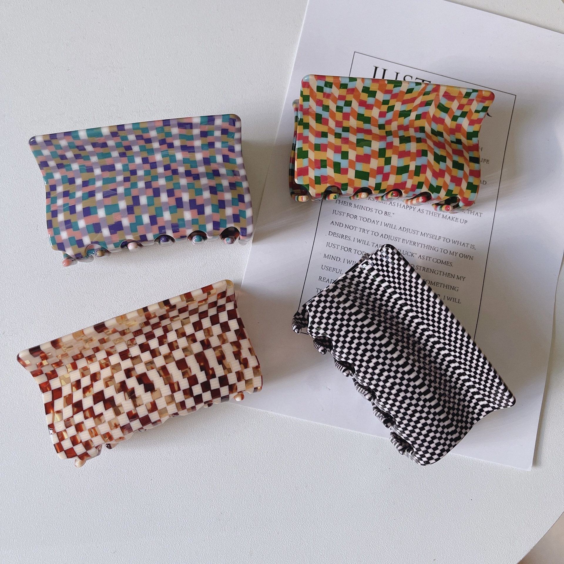 Fashion New Acetate Hair Accessories Large Simple Retro Small Plaid Hair Clip display picture 2