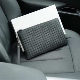 B&V男士手拿包真皮编织信封包休闲肩夹包大牌高端手包图片实拍