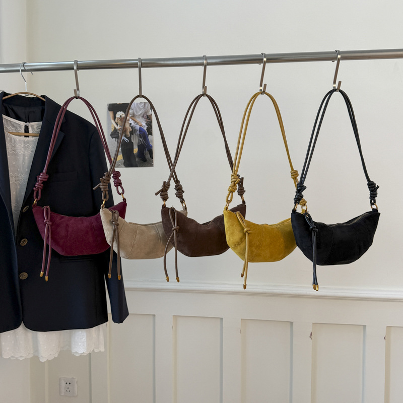 Trending Croissant Suede Bag For Women 2025 New Arrival Luxury Designer Small Niche Crossbody Dumpling Bag - Thumbnail 2