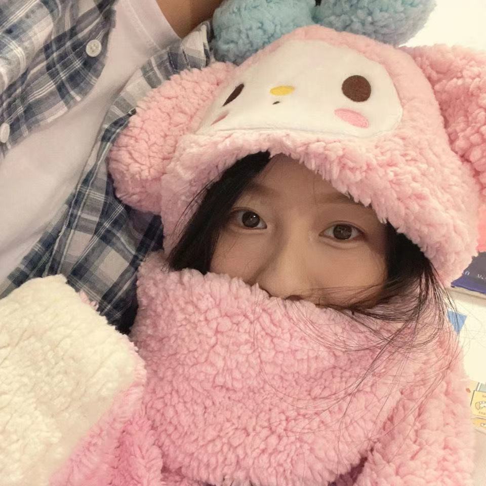 Autumn/Winter Sanrio Fox Hat, Scarf, and Glove Set - One-Piece with Large Ears, Plush, Warm Neck Wrap