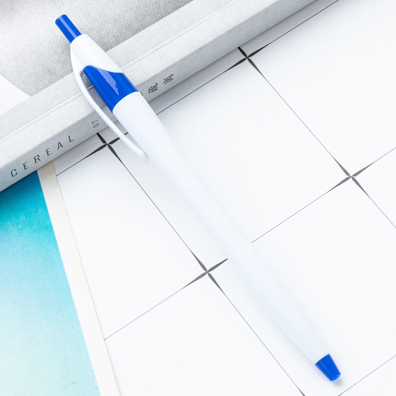 Bolígrafo de plástico multicolor con bolígrafo imprimible logo esmerilado calabaza javelina bolígrafo de publicidad barra delgada bolígrafo de promoción de regalo