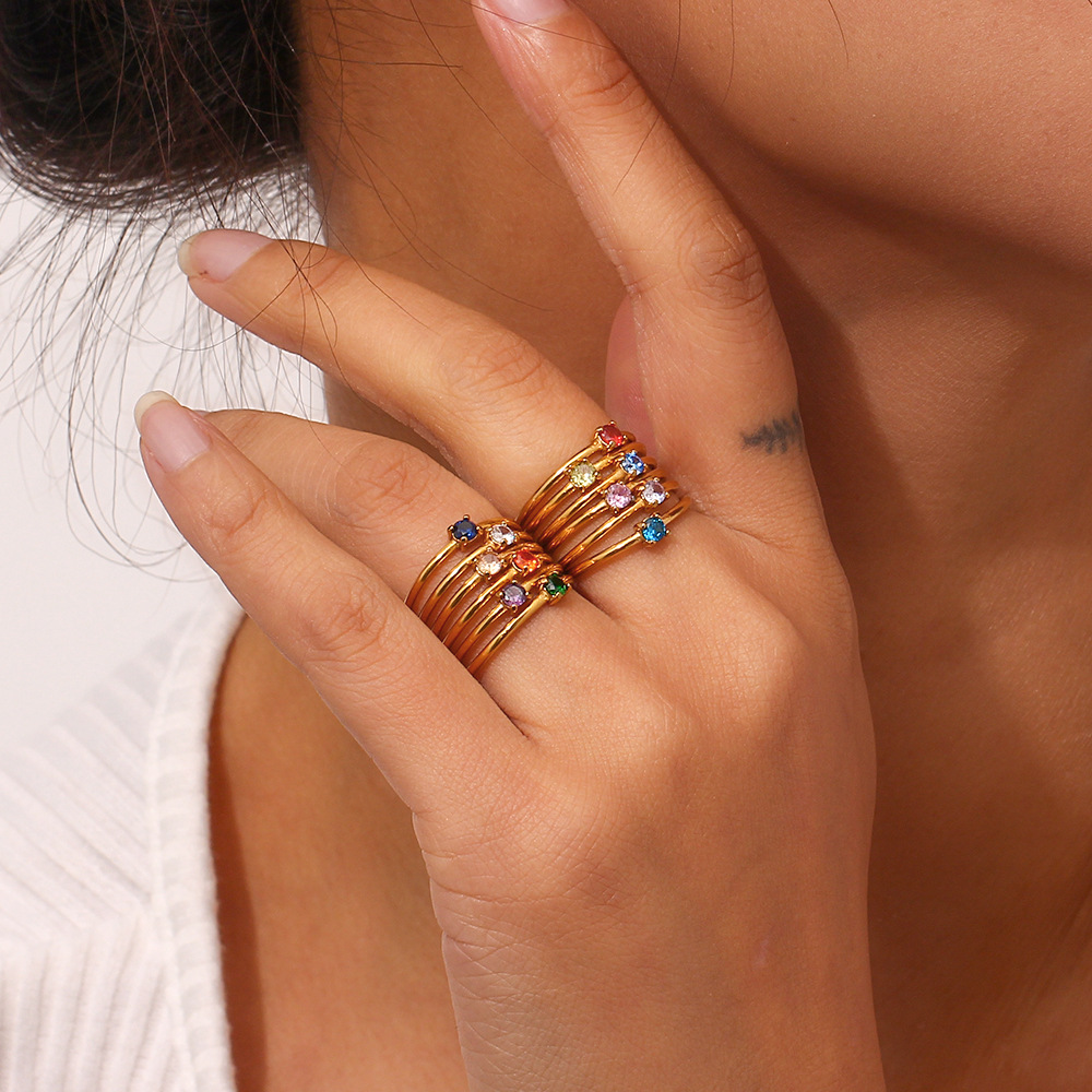 Fashion Round Stainless Steel Plating Inlay Artificial Gemstones Rings 1 Piece