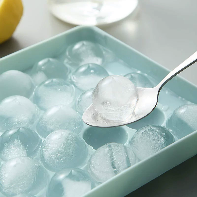 Ice cube film with lid spherical ice tray easy to release ice tray film with frozen ice ball spherical storage ice box