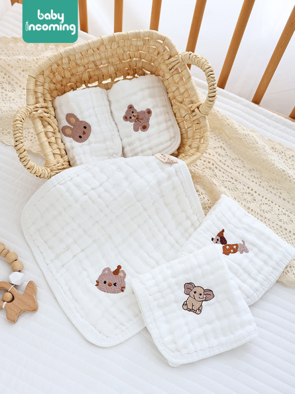 六層の泡の糸の赤ちゃんの小さい方のタオルの柔らかい吸水の赤ちゃんの専用の顔のタオルのa類の新生児のよだれのタオル|undefined