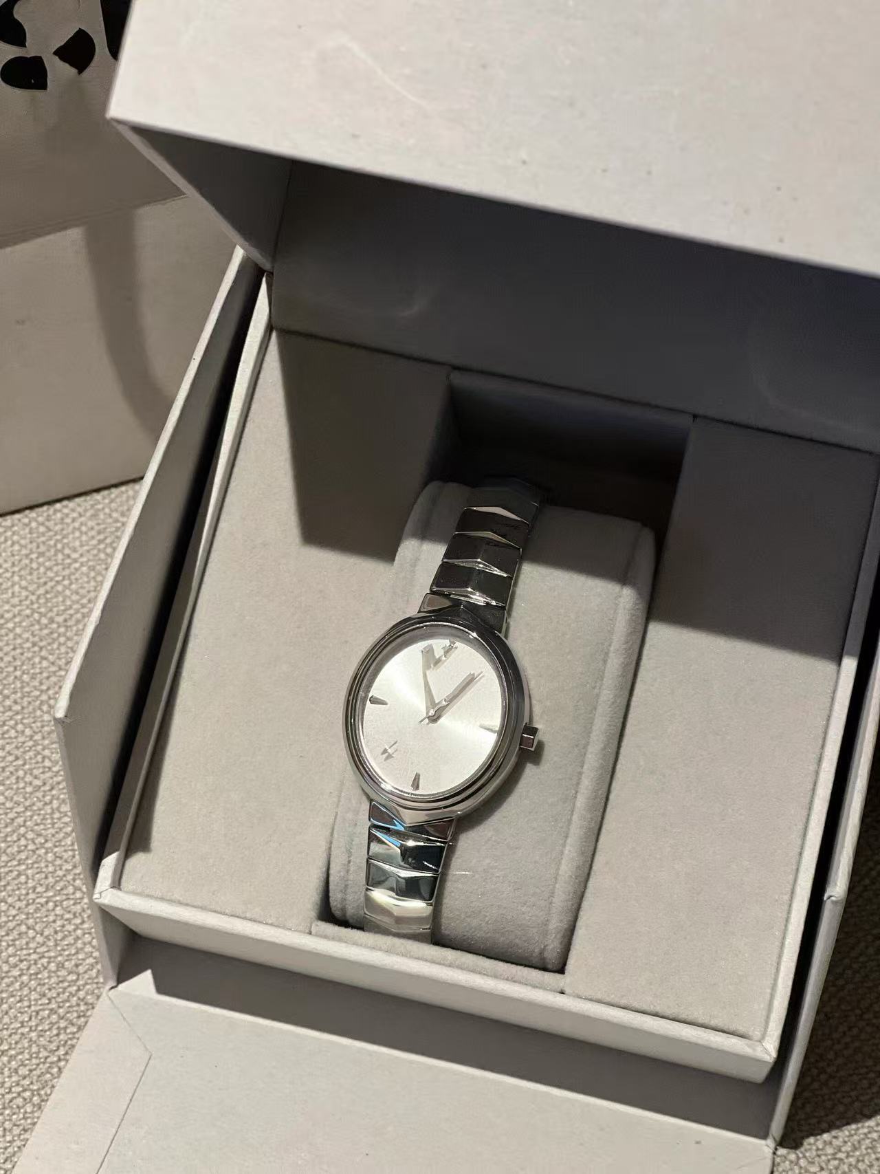 9vva+ counter gift box