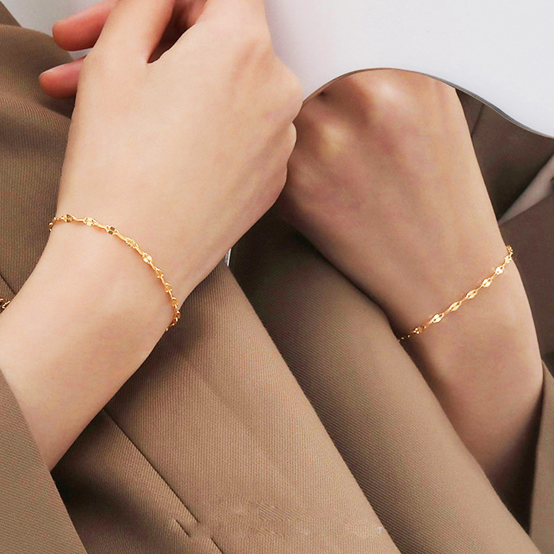 Ripple Titanium Steel Bracelet Design Niche Love Super Flash Female Slim Minimalist Bare Chain Lip Bracelet Jewelry Hand Jewelry