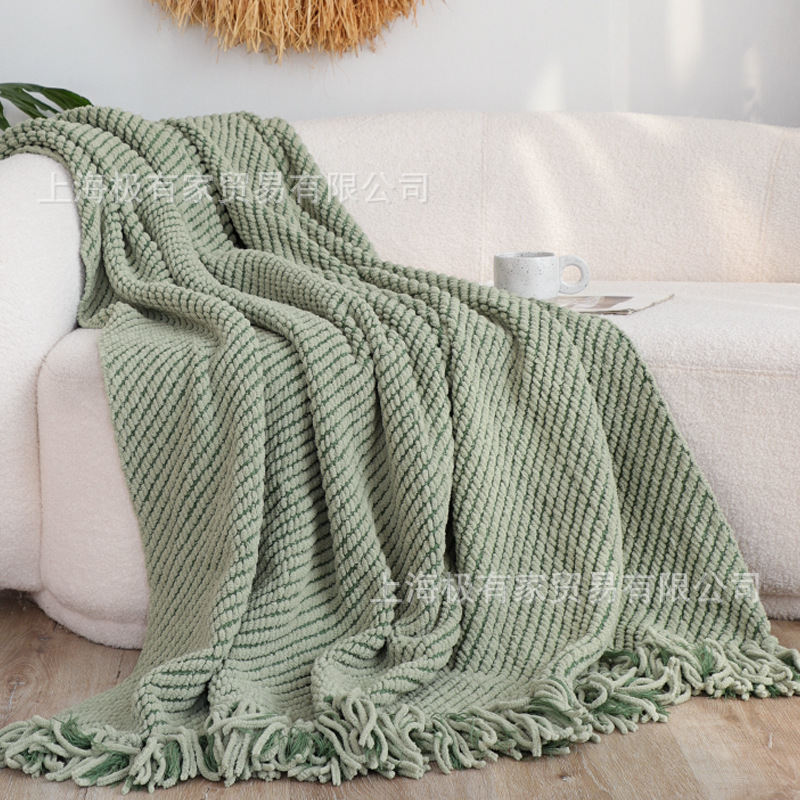 Autumn and Winter Thickened Matcha Green Chenille Sofa Blanket Living Room Office Blanket B&B Blanket Decorative Blanket