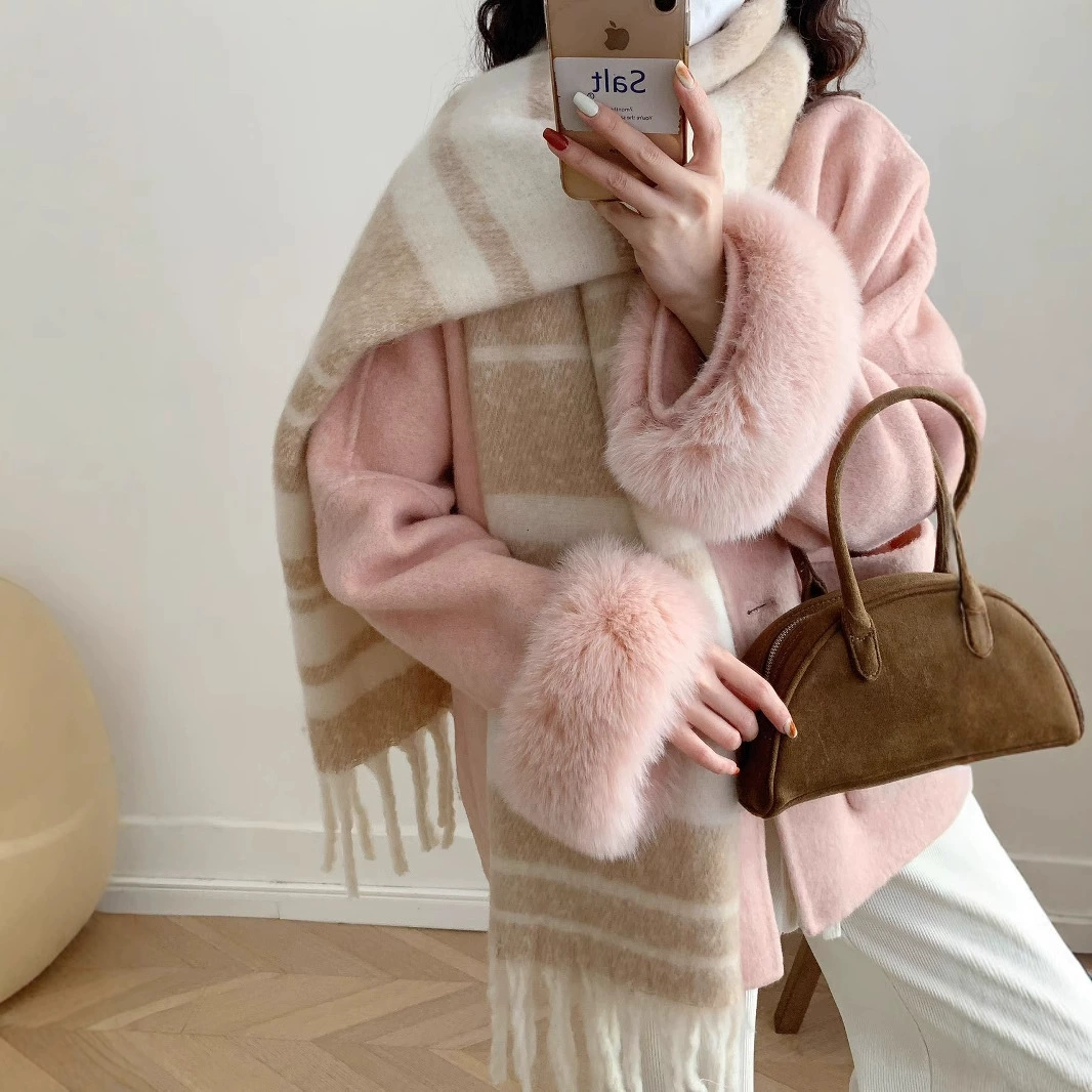 Интернет-красный взрыв 2024 осень-зима новый двухсторонний шерстяное пальто свободная маленькая малышка без воротника шарф шерстяная куртка