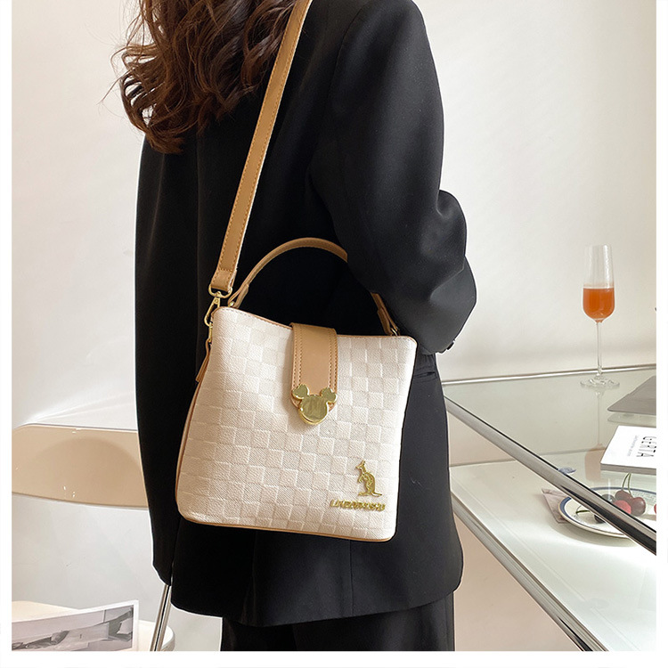 2023 spring new live broadcast good style trendy fashion high-end niche bucket one-shoulder cross-body handbag women's bag_voghion.com