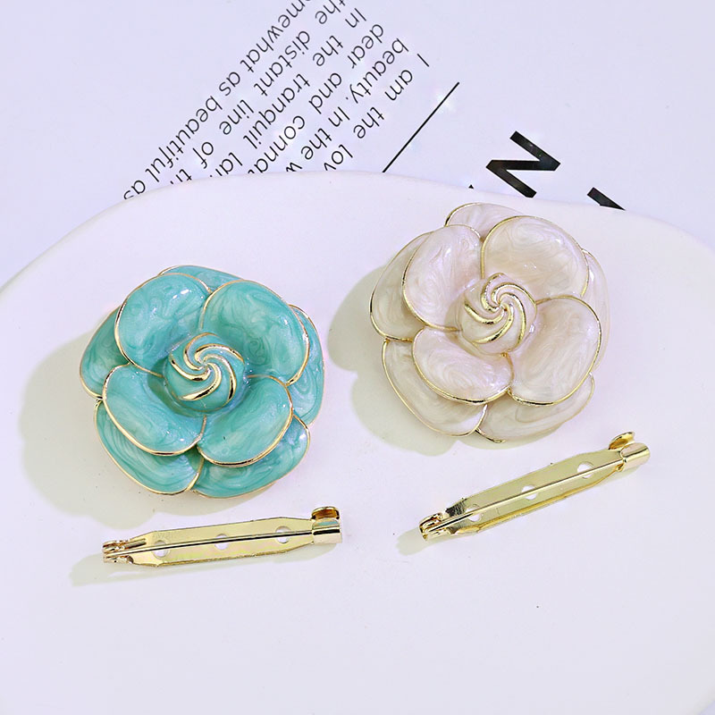 Cross-Border Hot-Selling Small Fragrance Glaze Painting Camellia Silk Scarf Buckle Alloy High-End Light Luxury Brooch Scarf Clothing Accessories for Women