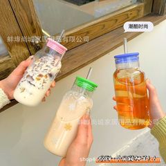 インスタ映えするストロー付きカップ 大容量 耐熱ガラス製 家庭用 透明 シンプル ウォーターカップ 高颜值 蓋付き