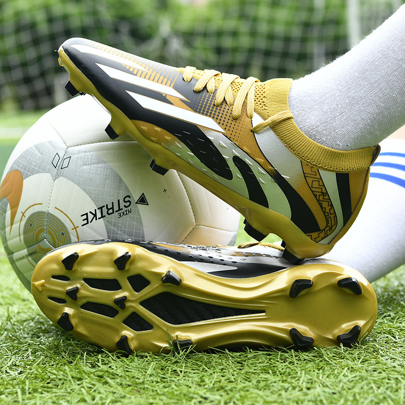 2025 nuevos zapatos de fútbol juveniles transfronterizos hombres y mujeres de clavos bajos zapatillas de fútbol fábrica directa