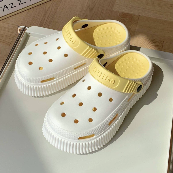 2913 Nude Shoes White + Creamy Yellow