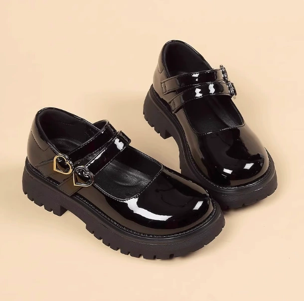 Кожаные туфли для девочек 2025 весна и осень новые детские кроссовки