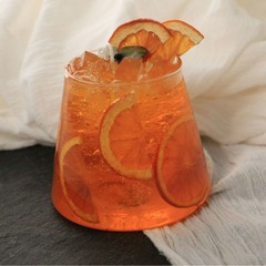 クロスボーダーの外国貿易の良いものの夏のオレンジジュースの飲み物の形のアロマキャンドルのお土産の源の工場は直接卸売りします。
