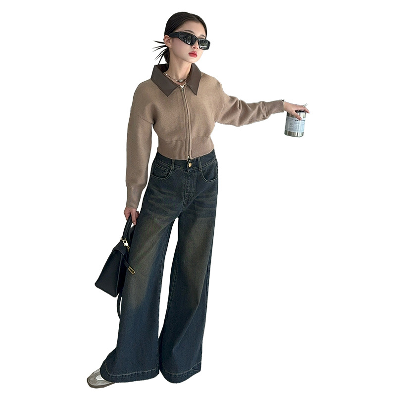 소녀 가을과 겨울 외국 스타일 세트 2024 새로운 어린 소녀의 가죽 칼라 카디건 스웨터 데님 넓은 다리 바지 투피스 세트