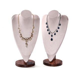Walnut plus-size portrait neck rack necklace model display rack sweater chain neck mold pendant hanger jewelry rack