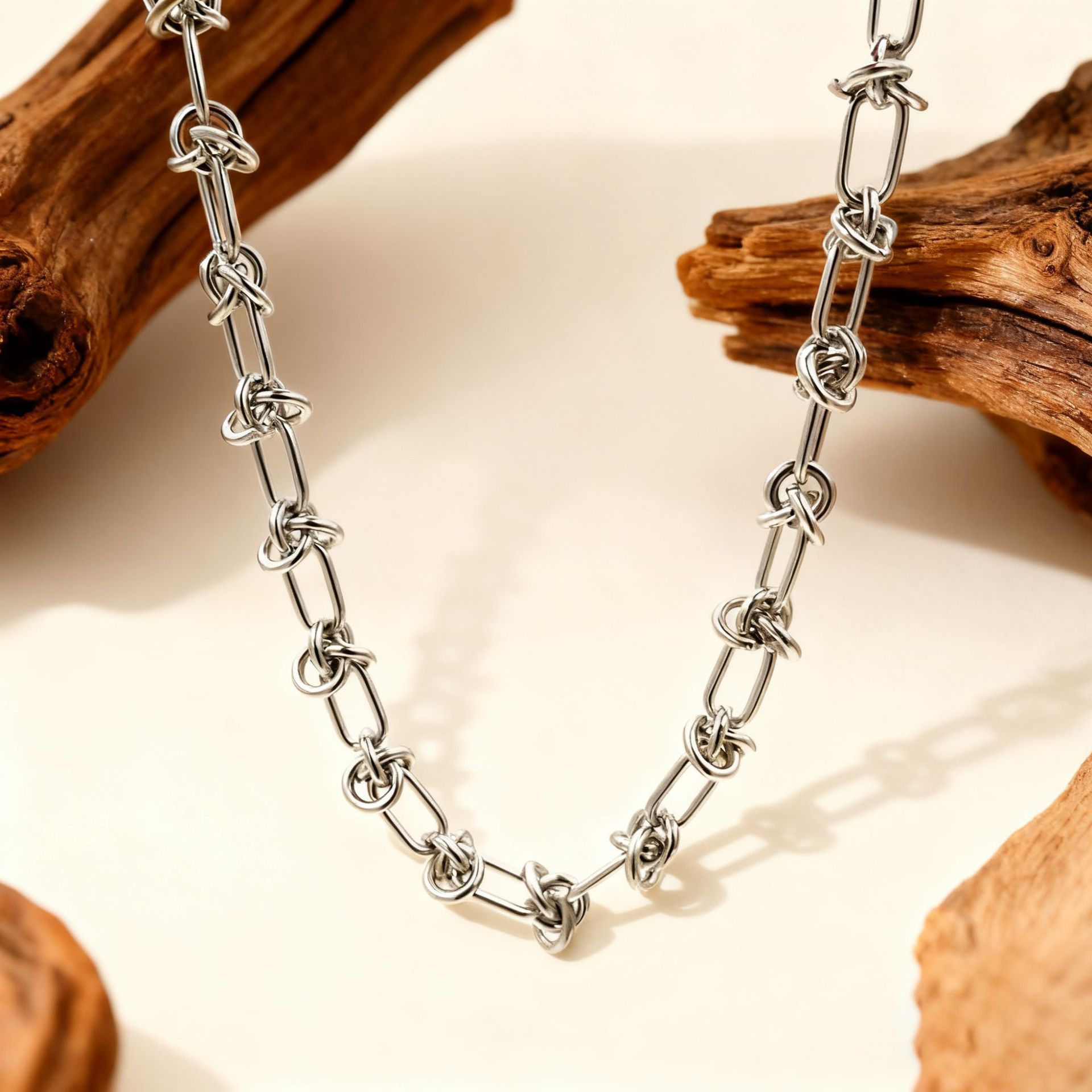 Pulsera de Acero de Titanio de Dongguan, Estilo Europeo y Americano, Diseño de Doble Cadena con Cuchillas, Exagerada, Hip-Hop, para Otoño e Invierno, No se Destiñe, para Mujer